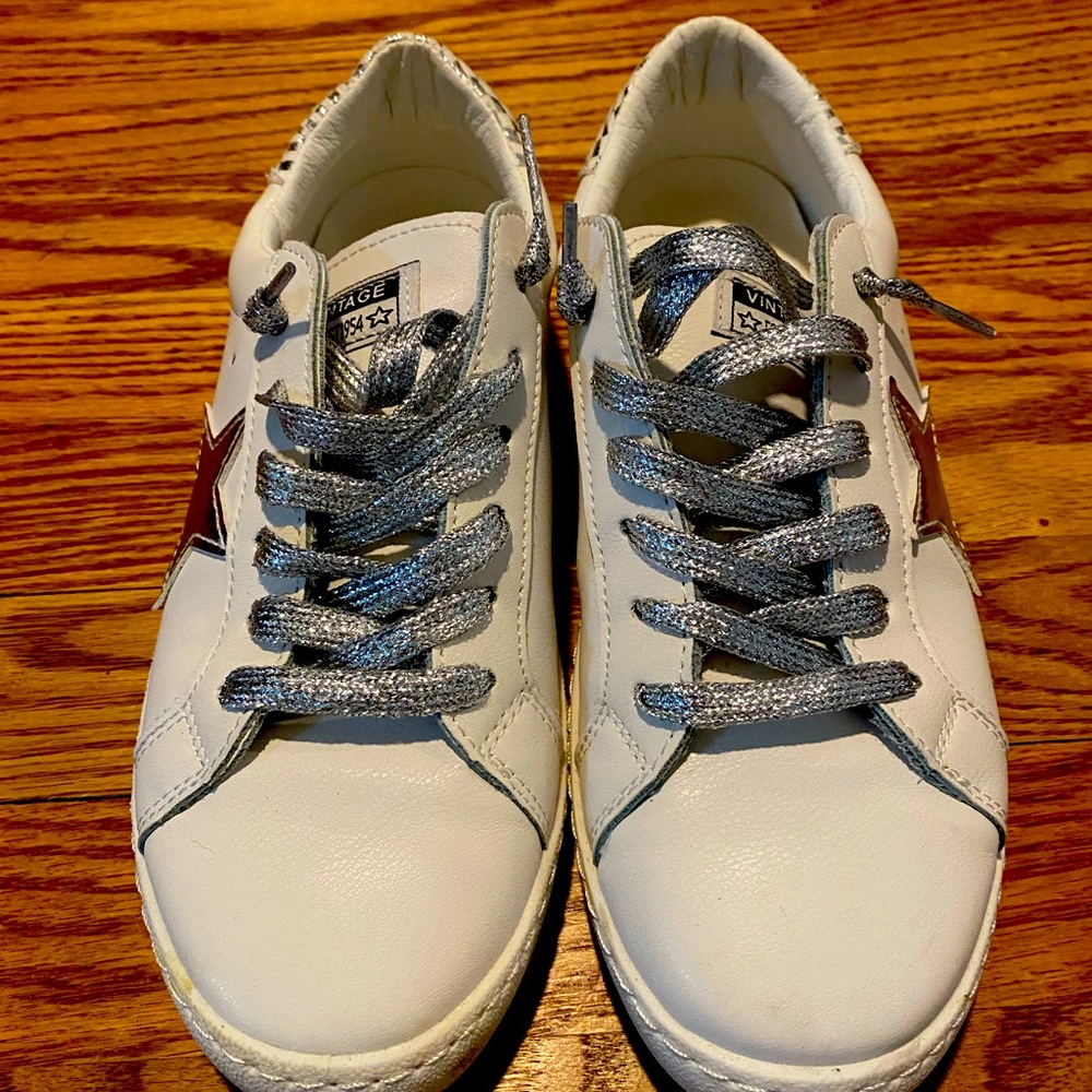 Vintage Havana like new. Carla silver sparkle 8
